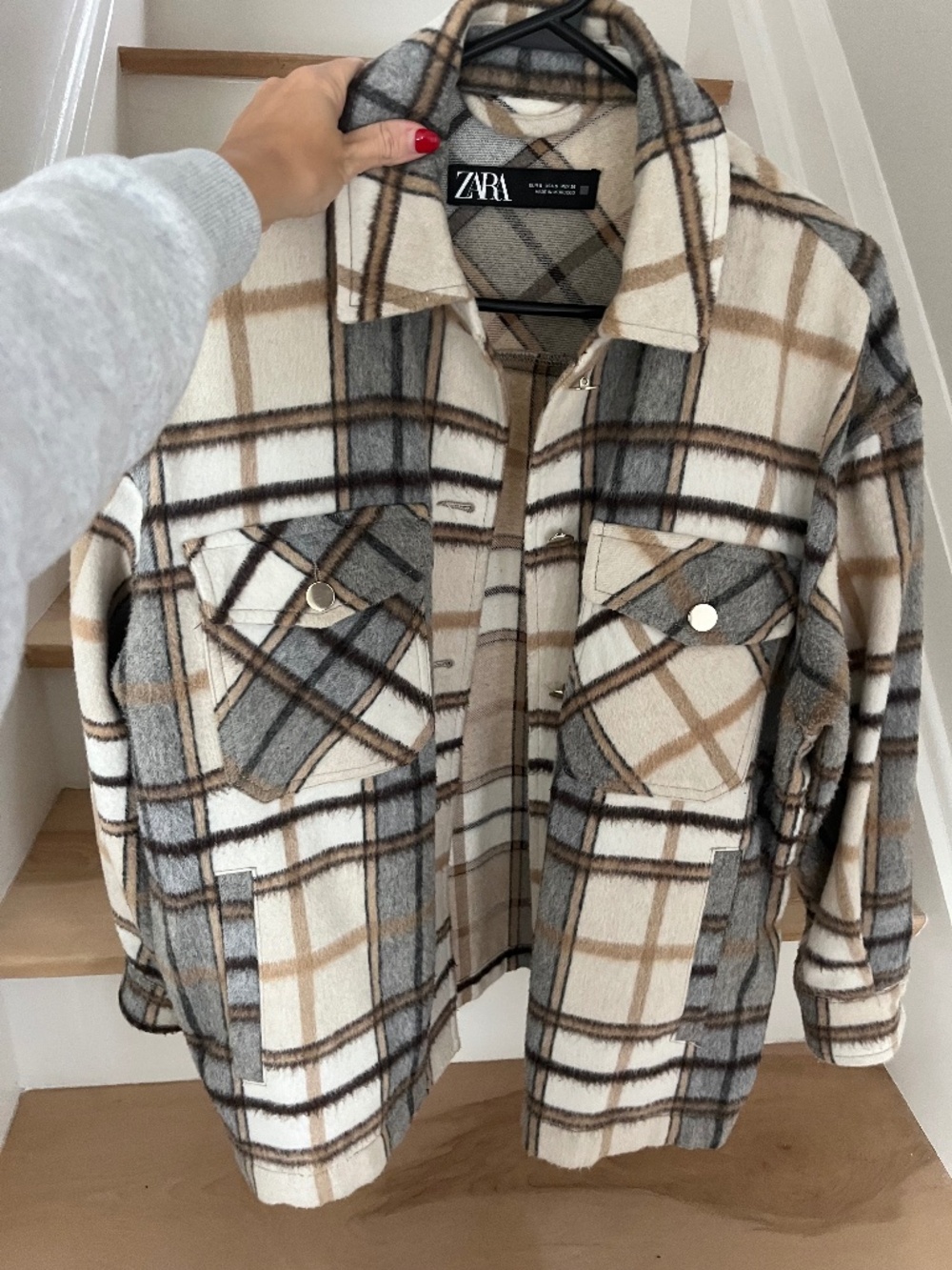 Women’s plaid jacket